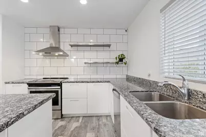 15134 S White Hart Ln, Bluffdale, UT 84065 - Photo 7