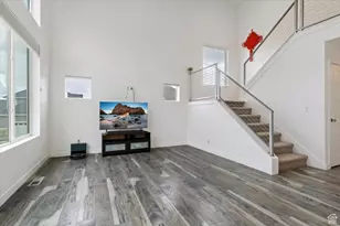 15134 S White Hart Ln, Bluffdale, UT 84065 - Photo 3