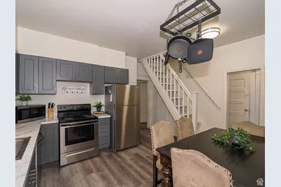 466 N 200 E, Provo, UT 84606 - Photo 17