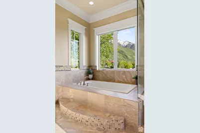 1515 E Maple St, Mapleton, UT 84664 - Photo 13