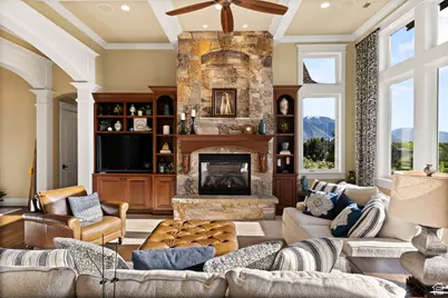 1515 E Maple St, Mapleton, UT 84664 - Photo 17