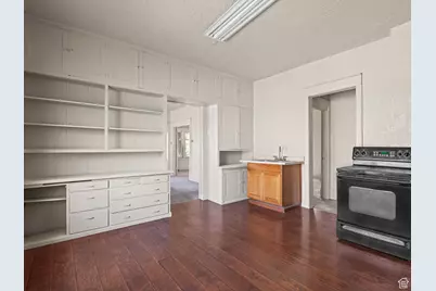 551 E 27th St, Ogden, UT 84403 - Photo 11