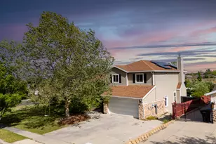 4707 W Granada Hills Ct, West Jordan, UT 84088 - Photo 31