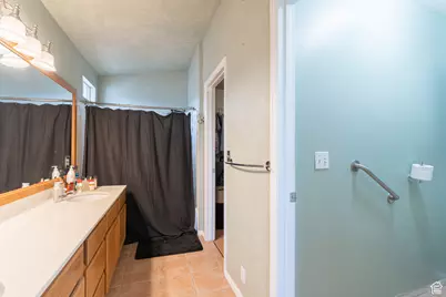 4707 W Granada Hills Ct, West Jordan, UT 84088 - Photo 15