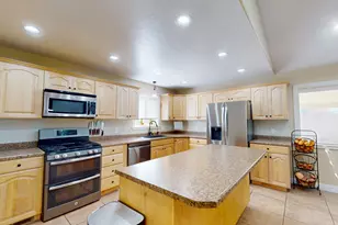 111 W 2925 Cir N, Cedar City, UT 84721 - Photo 5