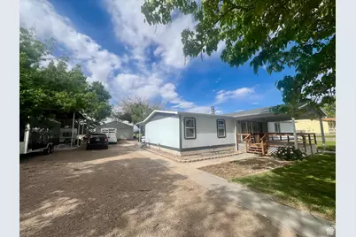 465 E Kings Ln, Green River, UT 84525 - Photo 3