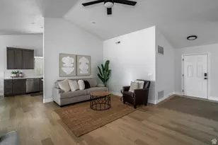 39 N Valley Dr N, Saint George, UT 84770 - Photo 9