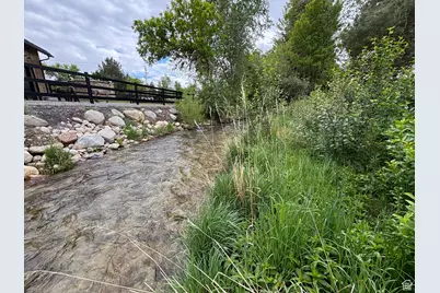 248 N Deerfield Dr, Alpine, UT 84004 - Photo 1