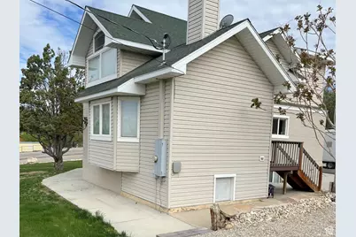 125 E Mill Rd, Ferron, UT 84523 - Photo 9