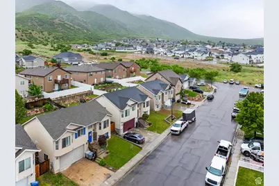 78 N Peach St E, Santaquin, UT 84655 - Photo 35