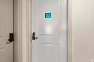 35 E 150 S, Garden City, UT 84028 - Photo 31