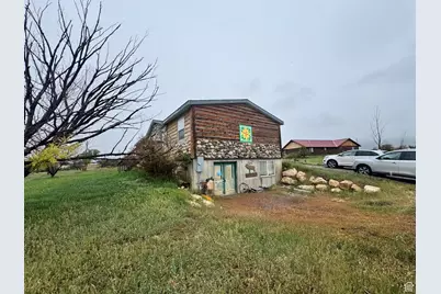 580 E 400 N, Spring City, UT 84662 - Photo 3