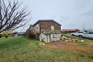 580 E 400 N, Spring City, UT 84662 - Photo 3