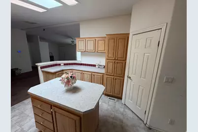 580 E 400 N, Spring City, UT 84662 - Photo 9