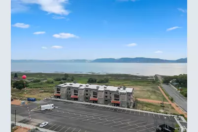 35 E 150 S #402B, Garden City, UT 84028 - Photo 9