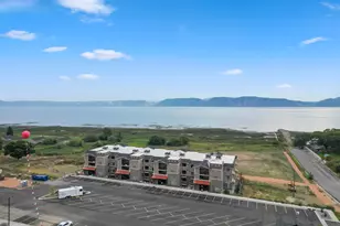 35 E 150 S, Garden City, UT 84028 - Photo 9