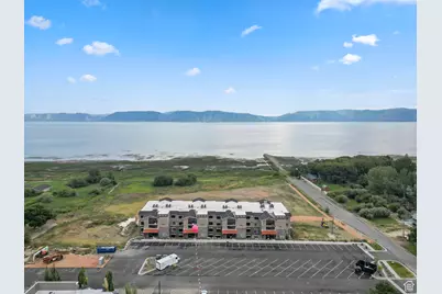 35 E 150 S #201B, Garden City, UT 84028 - Photo 5