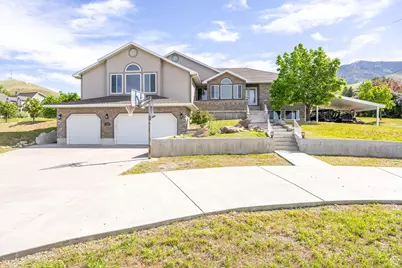 304 N 1000 E, Hyde Park, UT 84318 - Photo 1