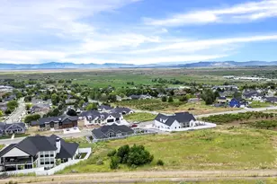 2021 S 100 W, Perry, UT 84302 - Photo 9