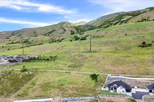 2021 S 100 W, Perry, UT 84302 - Photo 17