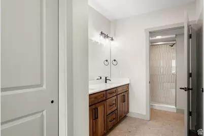 35 E 150 S, Garden City, UT 84028 - Photo 15