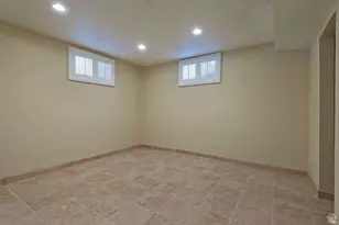 2238 E Cottonwood Cove Ln, Cottonwood Heights, UT 84121 - Photo 91