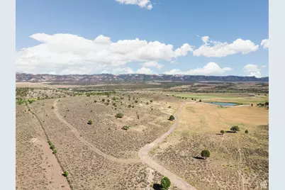 1125 W Grandview Dr #7, Hatch, UT 84735 - Photo 13