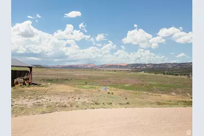 1125 W Grandview Dr #7, Hatch, UT 84735 - Photo 9