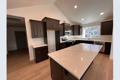 9566 S Ember Glow Ct #C, South Jordan, UT 84095 - Photo 3
