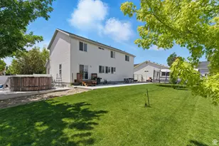 122 W Stern Ct, Stansbury Park, UT 84074 - Photo 11