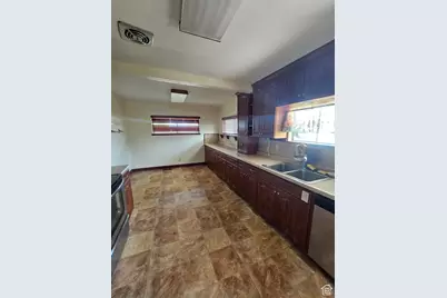 2798 S Highway 10, Price, UT 84501 - Photo 5