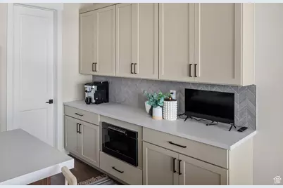 11661 N Shoreline Dr, Hideout, UT 84036 - Photo 33