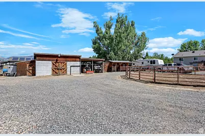 3966 W 2200 N, Plain City, UT 84404 - Photo 39