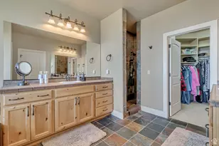 2116 E Falcon Ridge Dr, Draper (UT Cnty), UT 84020 - Photo 17