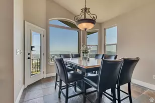 2116 E Falcon Ridge Dr, Draper (UT Cnty), UT 84020 - Photo 11