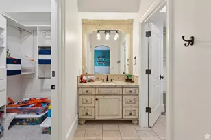 1 S Crosshill Ln, Sandy, UT 84092 - Photo 57