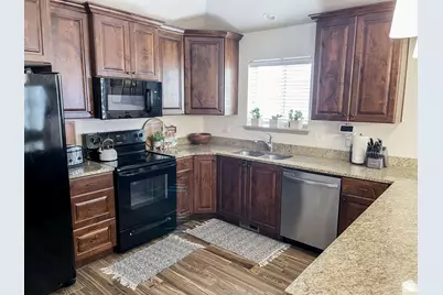 1303 N 150 E, Nephi, UT 84648 - Photo 15