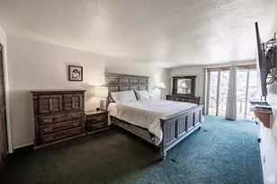 1070 E 120 S, Orem, UT 84097 - Photo 17