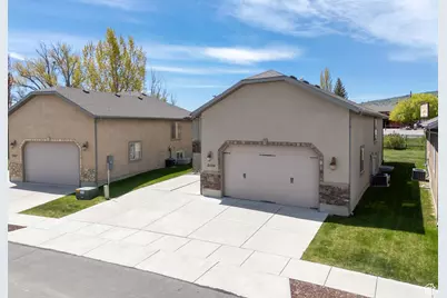 2029 S Cottage Ln, Garden City, UT 84028 - Photo 37