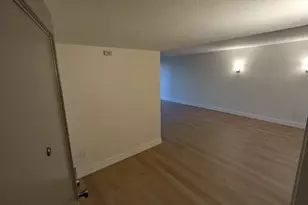 241 N Vine St W, Salt Lake City, UT 84103 - Photo 9