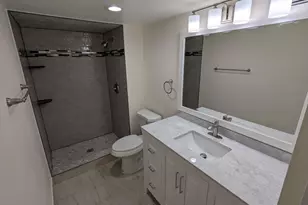 241 N Vine St W, Salt Lake City, UT 84103 - Photo 27