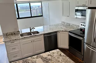 241 N Vine St E, Salt Lake City, UT 84103 - Photo 9