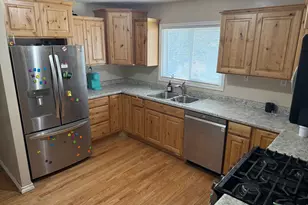 239 W Plum St, Grantsville, UT 84029 - Photo 3