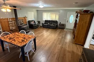 239 W Plum St, Grantsville, UT 84029 - Photo 5