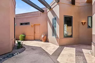 2090 N Tuweap Dr, Saint George, UT 84770 - Photo 23