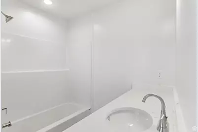 1615 N Angel St #C, Layton, UT 84041 - Photo 19