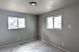 4650 W Mildred St, Kearns, UT 84118 - Photo 11