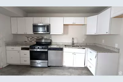 4650 W Mildred St, Kearns, UT 84118 - Photo 7