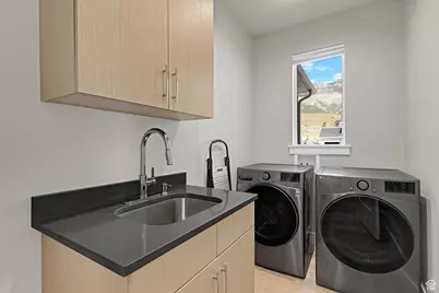 3877 N 425 E, North Ogden, UT 84414 - Photo 43