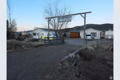 10 S 200 W, Koosharem, UT 84744 - Photo 1